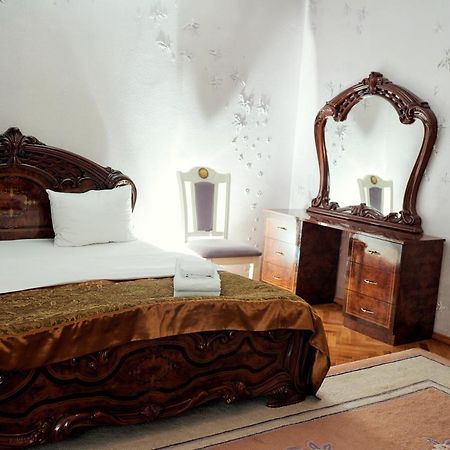 Santorini Hotell Codru Eksteriør bilde